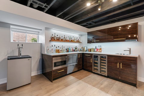 Tiny photo for 2637 W Coyle Avenue, Chicago, IL 60645 (MLS # 12758063)