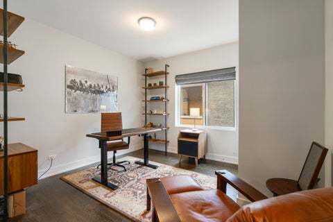 Tiny photo for 2637 W Coyle Avenue, Chicago, IL 60645 (MLS # 12758063)