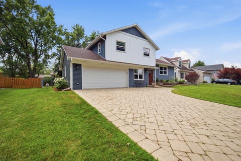 Tiny photo for 549 Arthur Drive, Cary, IL 60013 (MLS # 12707485)