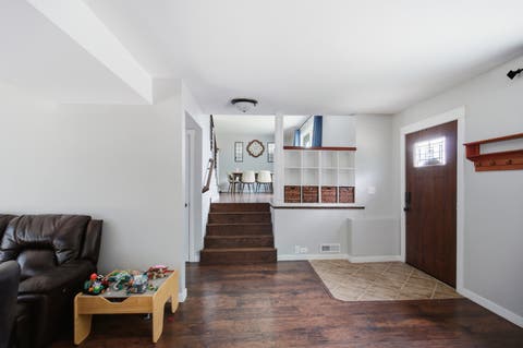 Tiny photo for 549 Arthur Drive, Cary, IL 60013 (MLS # 12707485)