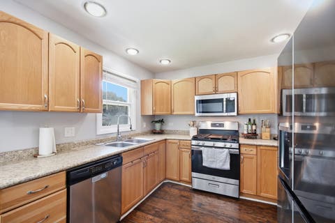 Tiny photo for 549 Arthur Drive, Cary, IL 60013 (MLS # 12707485)