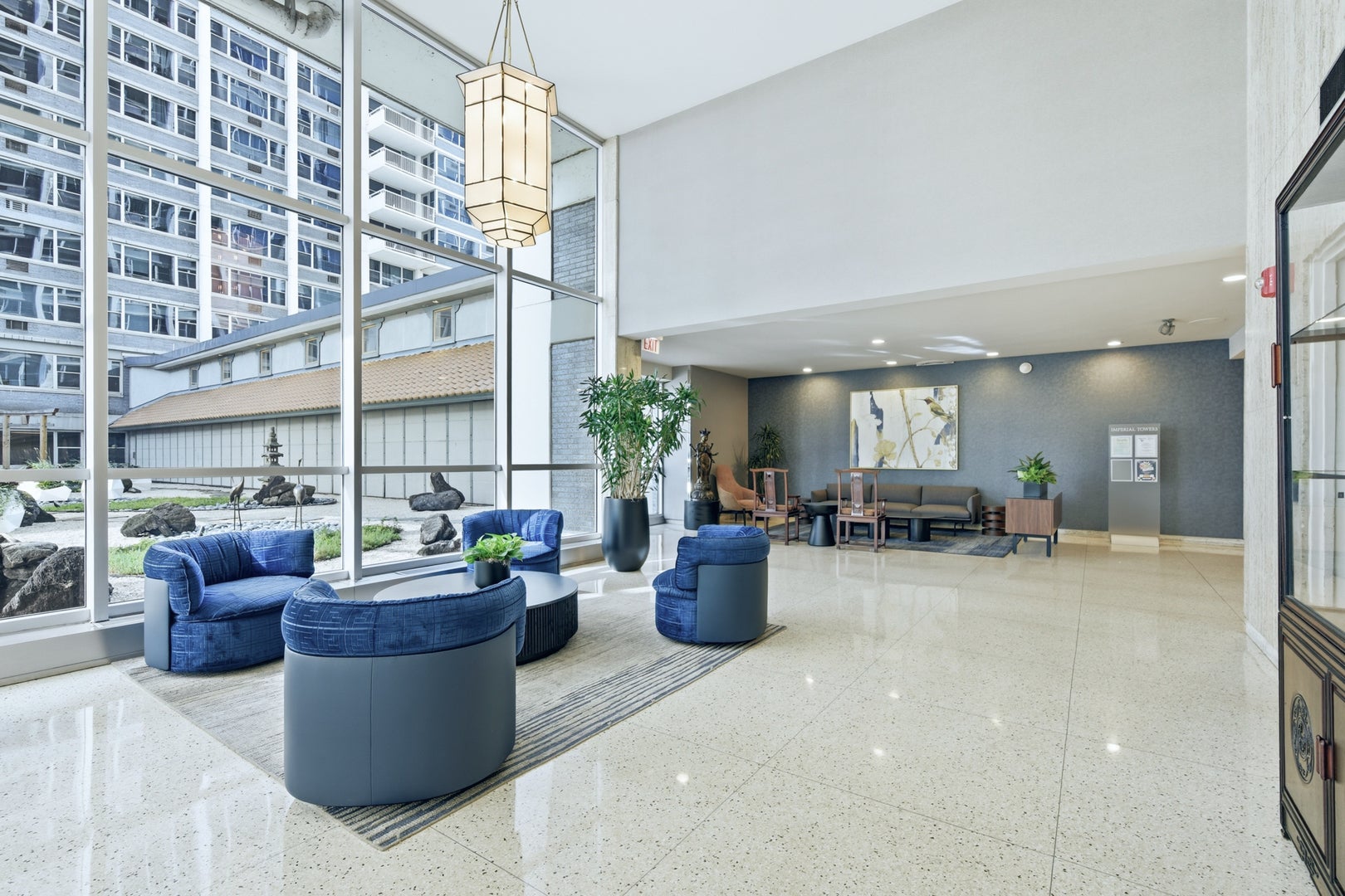 4250 N Marine Drive 2731