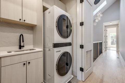 Tiny photo for 5747 N Maplewood Avenue, Chicago, IL 60659 (MLS # 12694191)