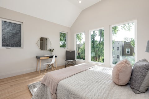 Tiny photo for 5747 N Maplewood Avenue, Chicago, IL 60659 (MLS # 12694191)