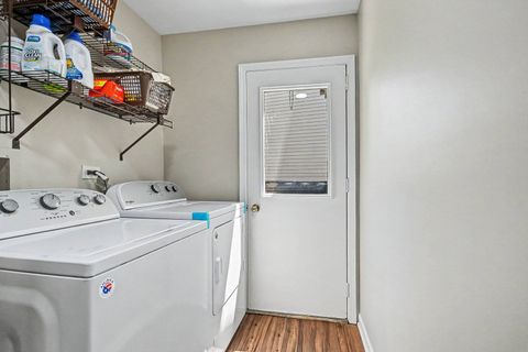 Tiny photo for 75 Wildwood Drive, Roselle, IL 60172 (MLS # 12639398)