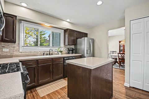 Tiny photo for 75 Wildwood Drive, Roselle, IL 60172 (MLS # 12639398)