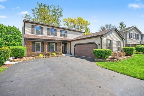 Photo of 75 Wildwood Drive, Roselle, IL 60172 (MLS # 12639398)