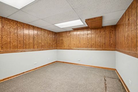 Tiny photo for 75 Wildwood Drive, Roselle, IL 60172 (MLS # 12639398)