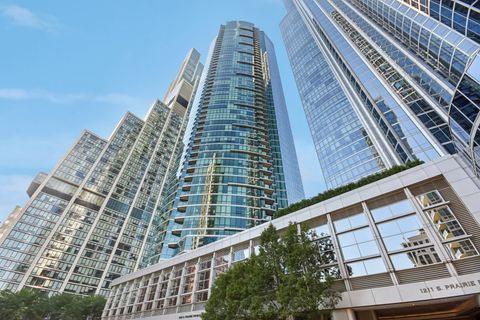 Photo of 1201 S Prairie Avenue #5004, Chicago, IL 60605 (MLS # 12485230)