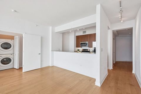 Tiny photo for 1201 S Prairie Avenue #5004, Chicago, IL 60605 (MLS # 12485230)