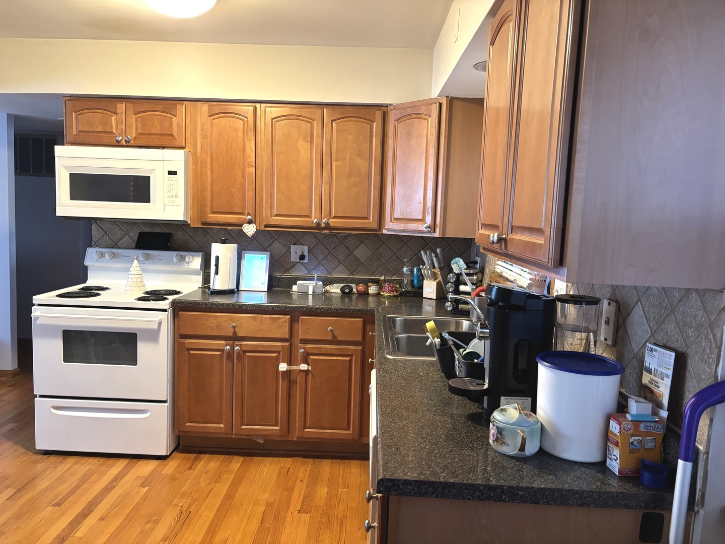 8610 W Summerdale Avenue 2S