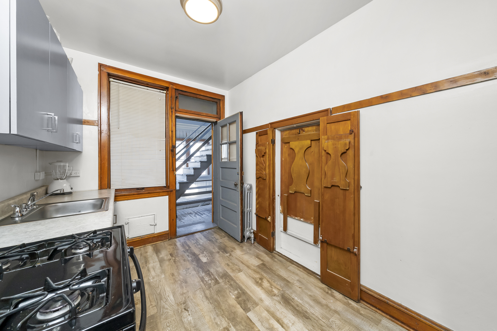 3724 Oak Park Avenue