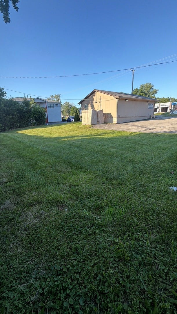 1522 N Cedar Lake Road