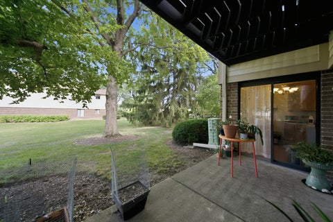 Tiny photo for 2340 E Old Hicks Road N #1, Palatine, IL 60074 (MLS # 12679893)