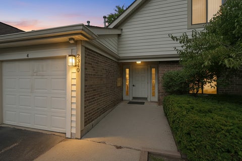 Tiny photo for 2340 E Old Hicks Road N #1, Palatine, IL 60074 (MLS # 12679893)