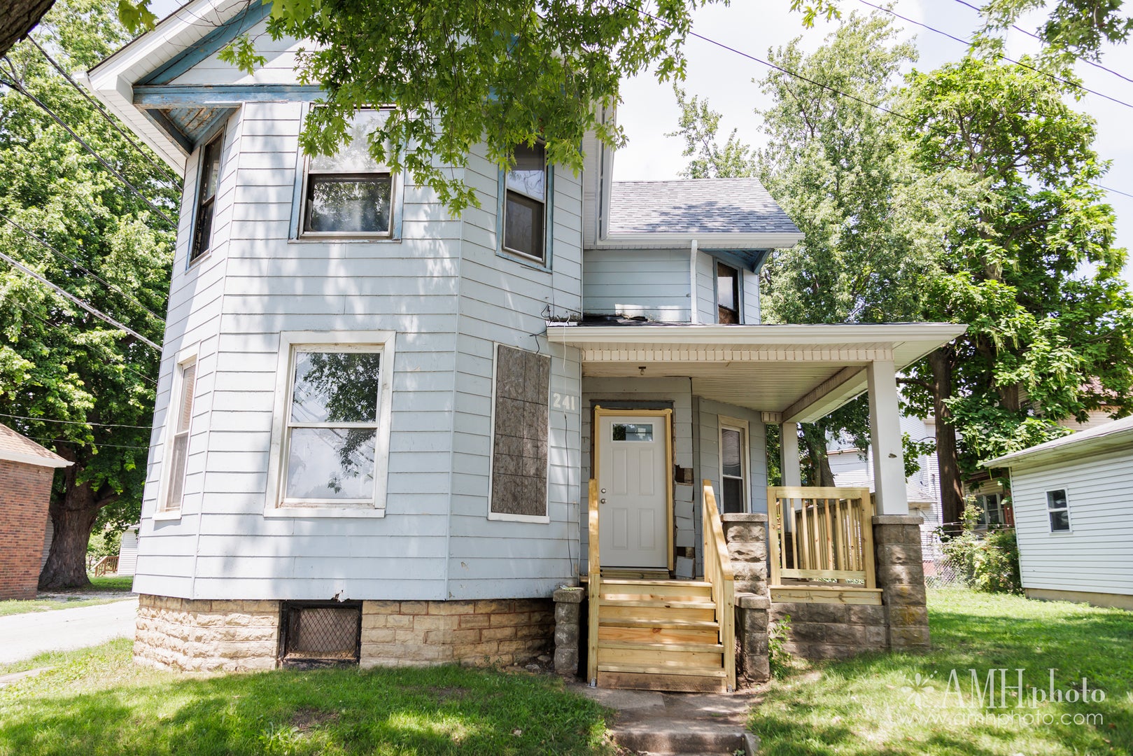 241 W Hickory Street