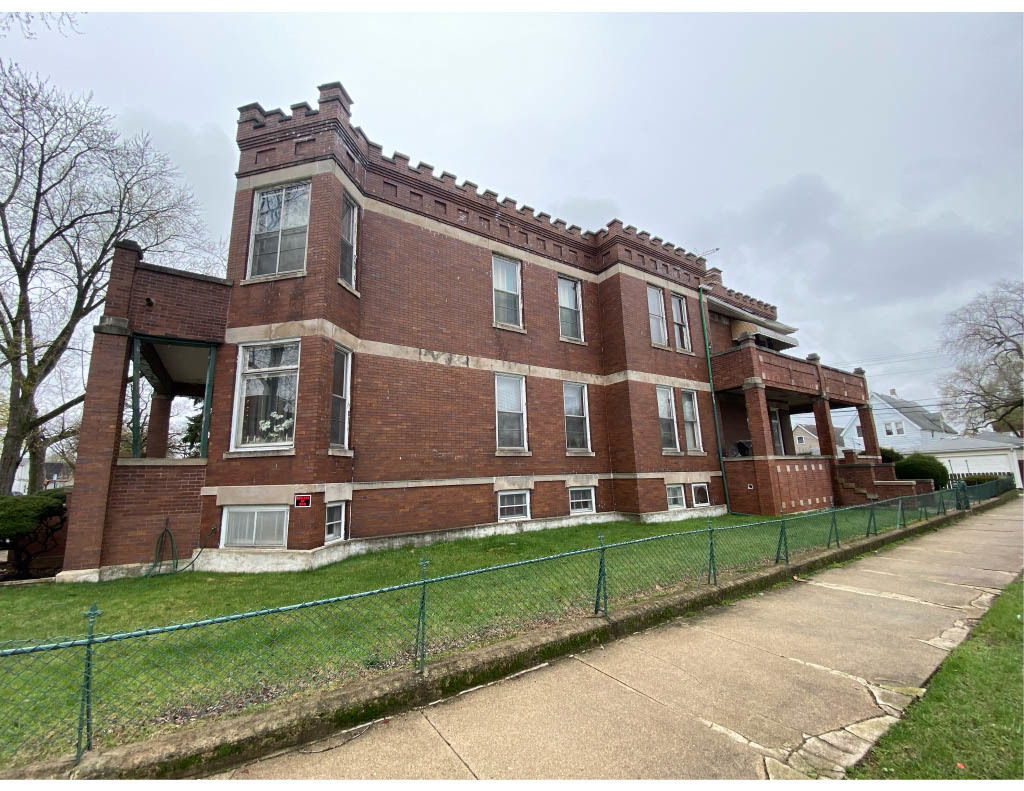 13402 S Buffalo Avenue