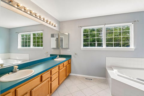 Tiny photo for 6212 Formoor Lane, Gurnee, IL 60031 (MLS # 12722957)