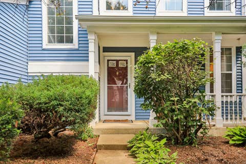 Tiny photo for 6212 Formoor Lane, Gurnee, IL 60031 (MLS # 12722957)
