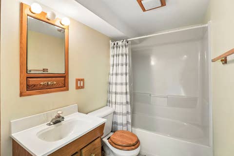 Tiny photo for 6212 Formoor Lane, Gurnee, IL 60031 (MLS # 12722957)