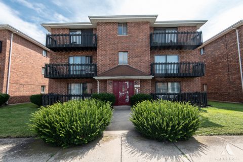 Tiny photo for 1613 Astor Street #1W, Calumet City, IL 60409 (MLS # 12584997)