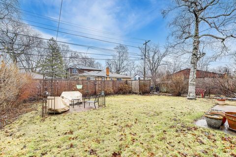 Tiny photo for 2437 Crawford Avenue, Evanston, IL 60201 (MLS # 12588588)