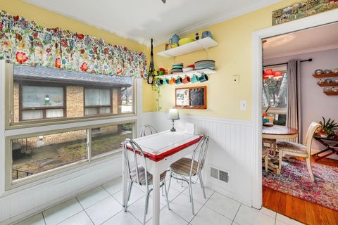 Tiny photo for 2437 Crawford Avenue, Evanston, IL 60201 (MLS # 12588588)