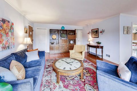 Tiny photo for 2437 Crawford Avenue, Evanston, IL 60201 (MLS # 12588588)