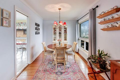 Tiny photo for 2437 Crawford Avenue, Evanston, IL 60201 (MLS # 12588588)