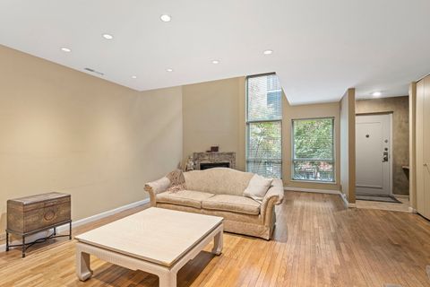 Tiny photo for 5400 S Hyde Park Boulevard #7A, Chicago, IL 60615 (MLS # 12503098)