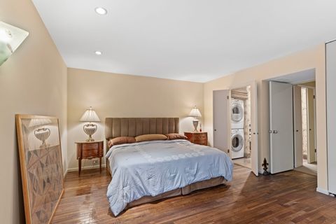 Tiny photo for 5400 S Hyde Park Boulevard #7A, Chicago, IL 60615 (MLS # 12503098)