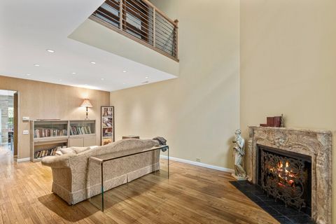 Tiny photo for 5400 S Hyde Park Boulevard #7A, Chicago, IL 60615 (MLS # 12503098)