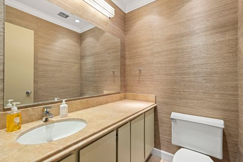 Tiny photo for 5400 S Hyde Park Boulevard #7A, Chicago, IL 60615 (MLS # 12503098)