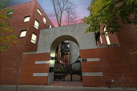 Photo of 5400 S Hyde Park Boulevard #7A, Chicago, IL 60615 (MLS # 12503098)