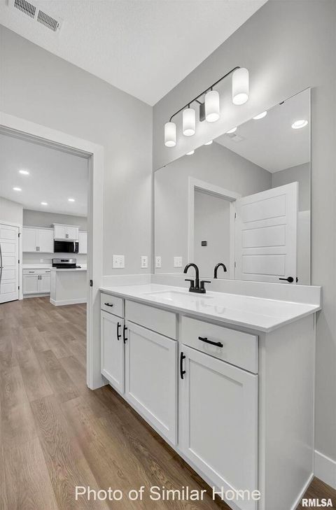 Tiny photo for 430 N 2ND Avenue, Eldridge, IA 52748 (MLS # 12552007)