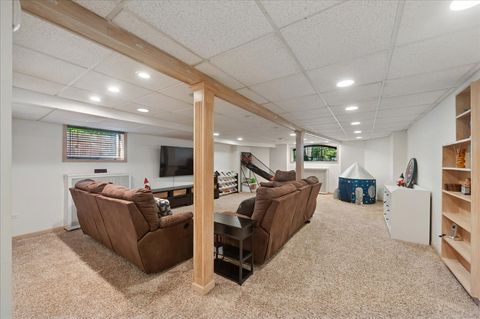 Tiny photo for 2137 Glenview Road, Glenview, IL 60025 (MLS # 12507281)