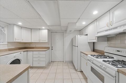 Tiny photo for 2137 Glenview Road, Glenview, IL 60025 (MLS # 12507281)