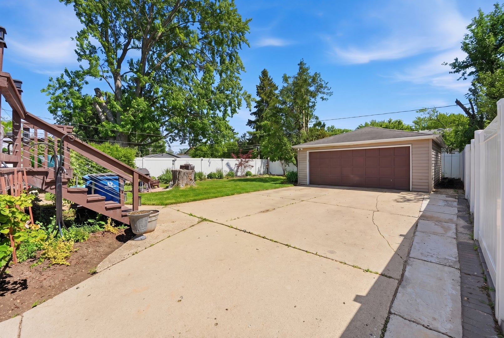 433 Norton Avenue