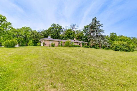 38W333 Oakwood Drive St. Charles IL 60175
