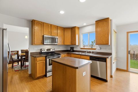Tiny photo for 2932 Shetland Lane, Montgomery, IL 60538 (MLS # 12552085)
