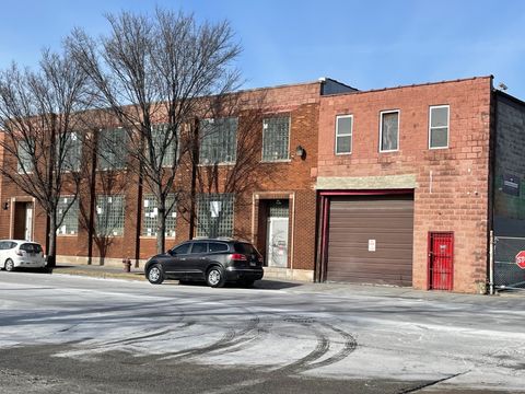 3130 W Chicago Avenue Chicago IL 60622
