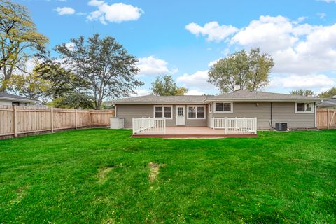 Tiny photo for 1139 Huber Lane, Glenview, IL 60025 (MLS # 12500868)