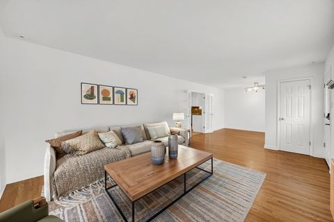 Tiny photo for 1139 Huber Lane, Glenview, IL 60025 (MLS # 12500868)