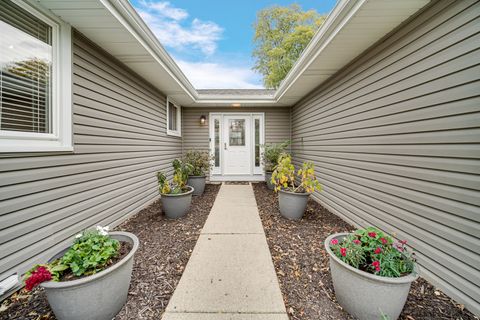 Tiny photo for 1139 Huber Lane, Glenview, IL 60025 (MLS # 12500868)