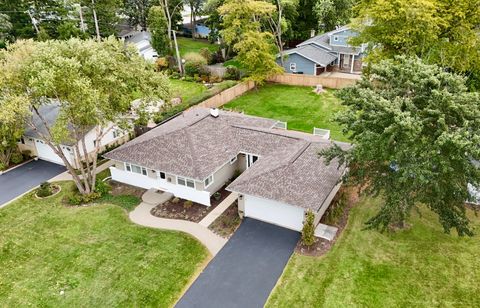 Tiny photo for 1139 Huber Lane, Glenview, IL 60025 (MLS # 12500868)