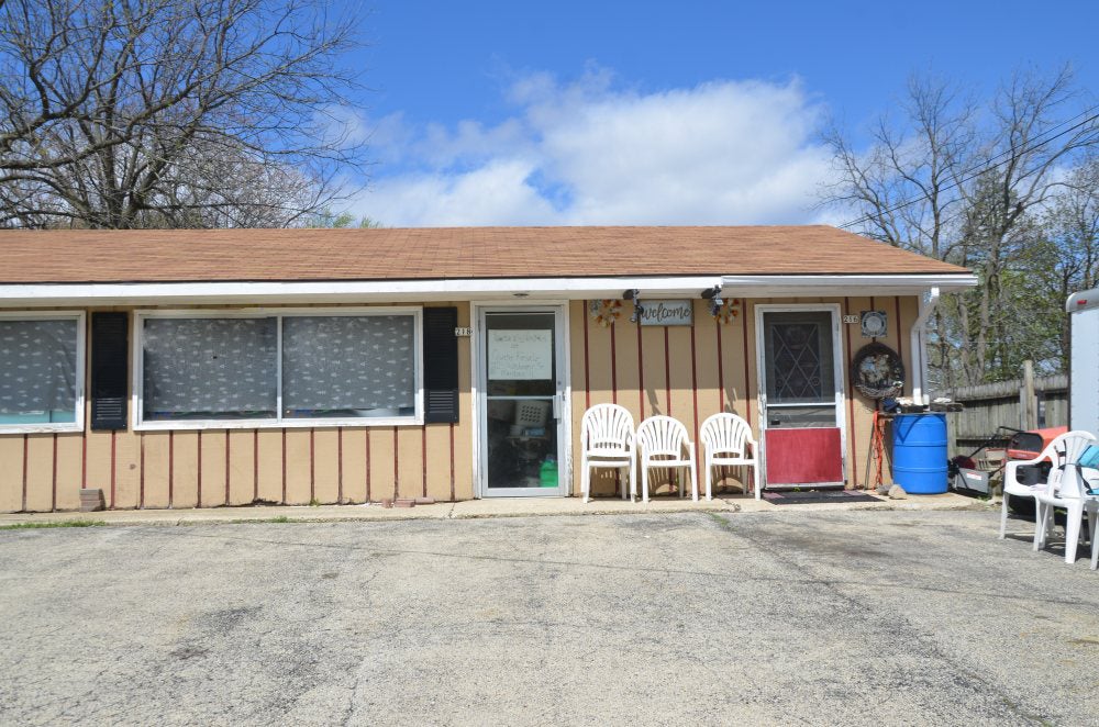 216 Chicago Road