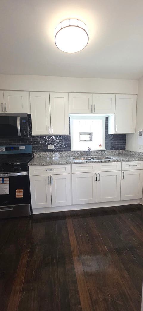 Tiny photo for 10118 S Luella Avenue, Chicago, IL 60617 (MLS # 12727365)