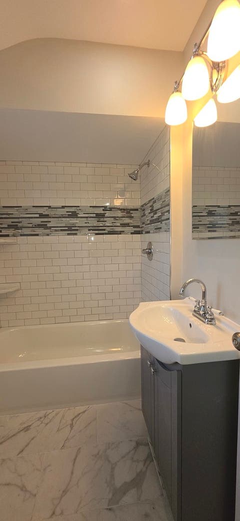 Tiny photo for 10118 S Luella Avenue, Chicago, IL 60617 (MLS # 12727365)