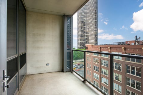 Tiny photo for 600 N Lake Shore Drive #807, Chicago, IL 60611 (MLS # 12620648)