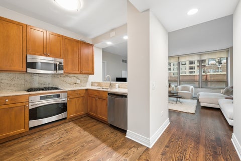 Tiny photo for 600 N Lake Shore Drive #807, Chicago, IL 60611 (MLS # 12620648)